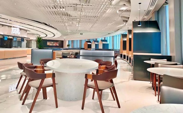 走進(jìn)打造新型智慧食堂的企業(yè)！